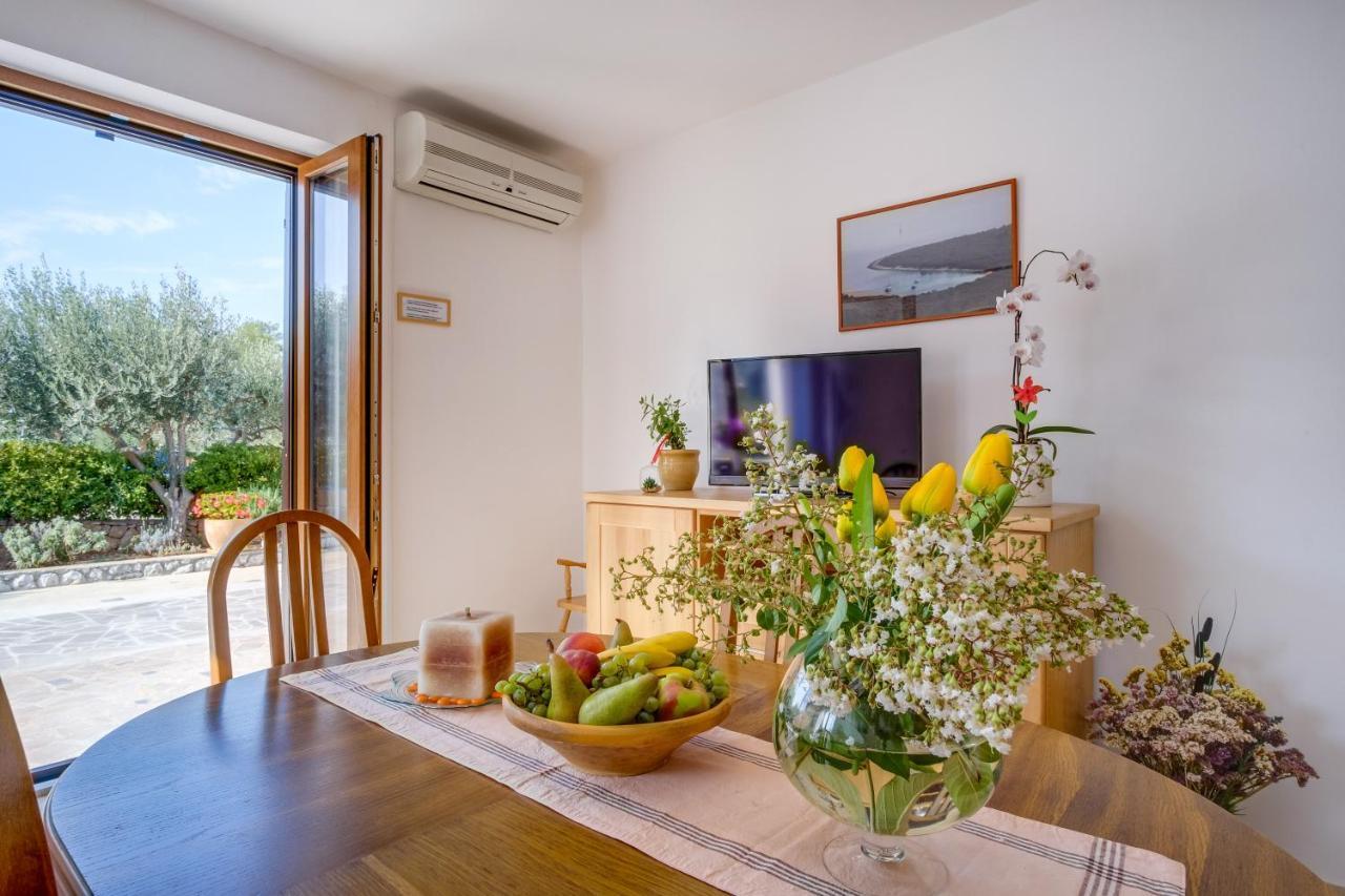 Apartments Franjo Mali Lošinj Extérieur photo