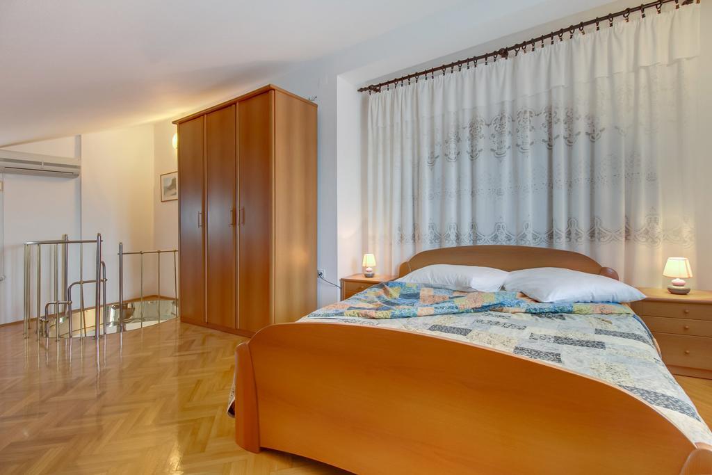 Apartments Franjo Mali Lošinj Chambre photo