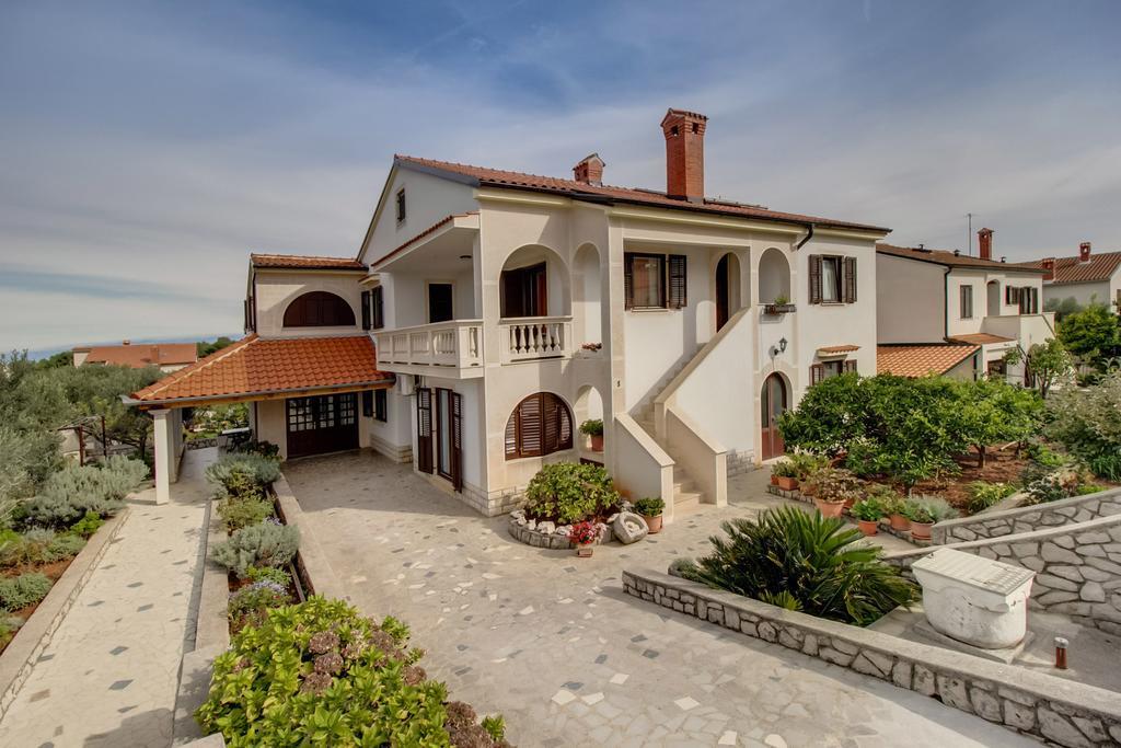Apartments Franjo Mali Lošinj Chambre photo